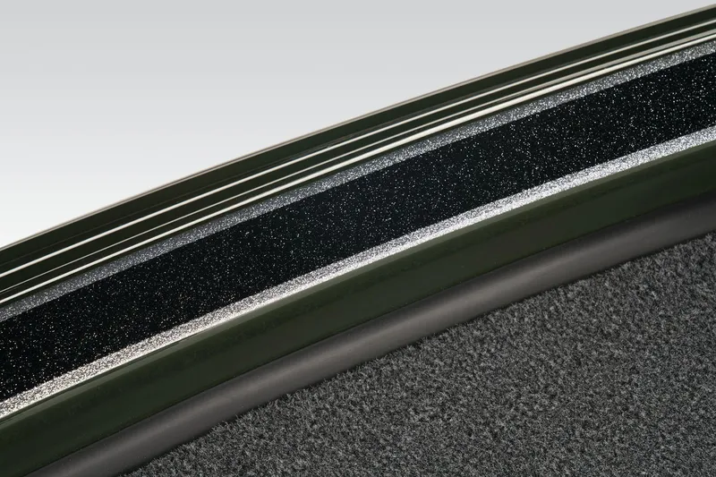 Slide: The Image of Triton 20XP Patriot 2025 - 45