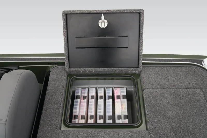 Slide: The Image of Triton 20XP Patriot 2025 - 84