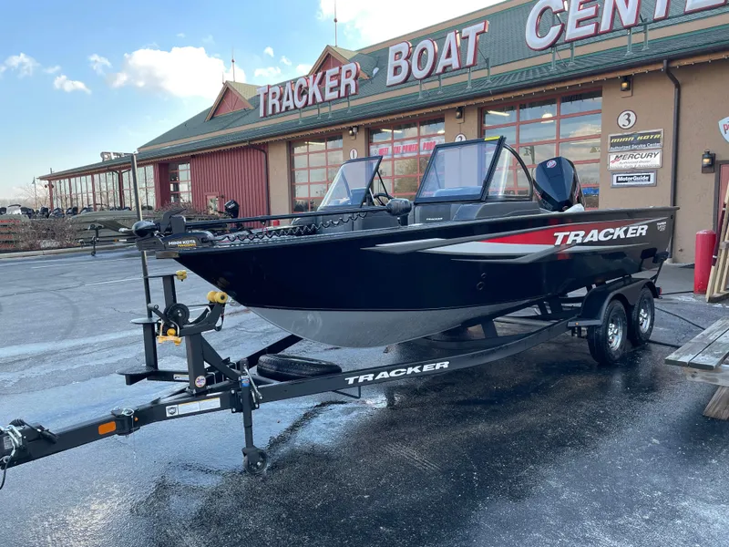 The Image of 2025 Tracker Targa V-18 WT boat on trailer at Tracker Boat Center. - 0