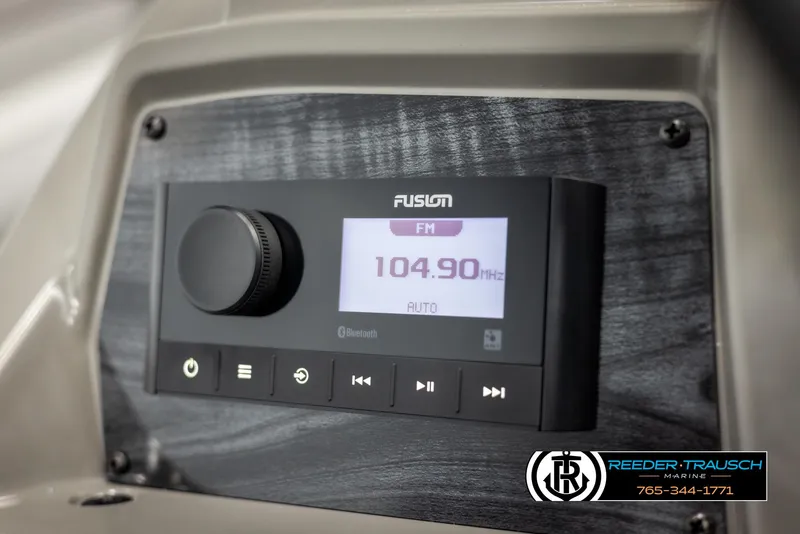 Slide: The Image of 2025 Avalon VEN QL boat stereo system displaying FM 104.90 MHz frequency. - 28