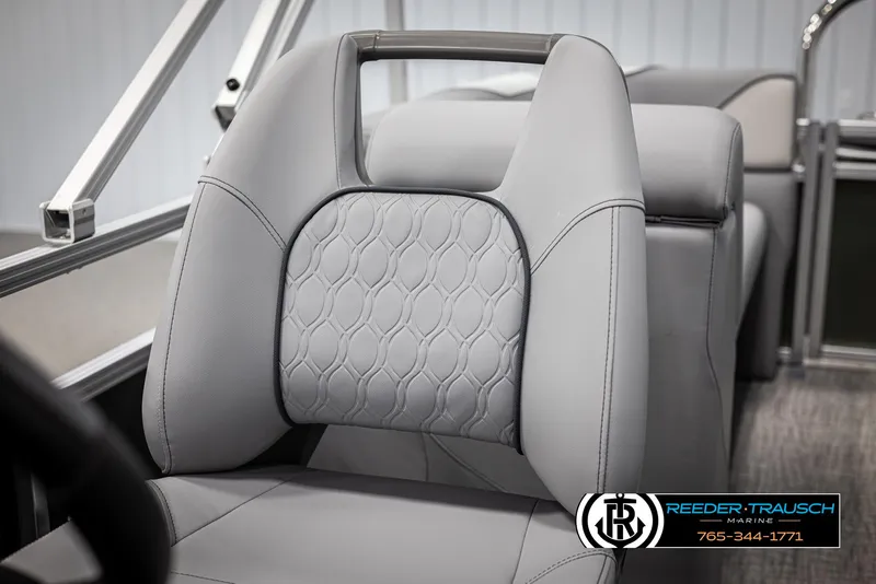 Slide: The Image of 2025 Avalon VEN QL boat seat with elegant gray upholstery and textured design. - 33