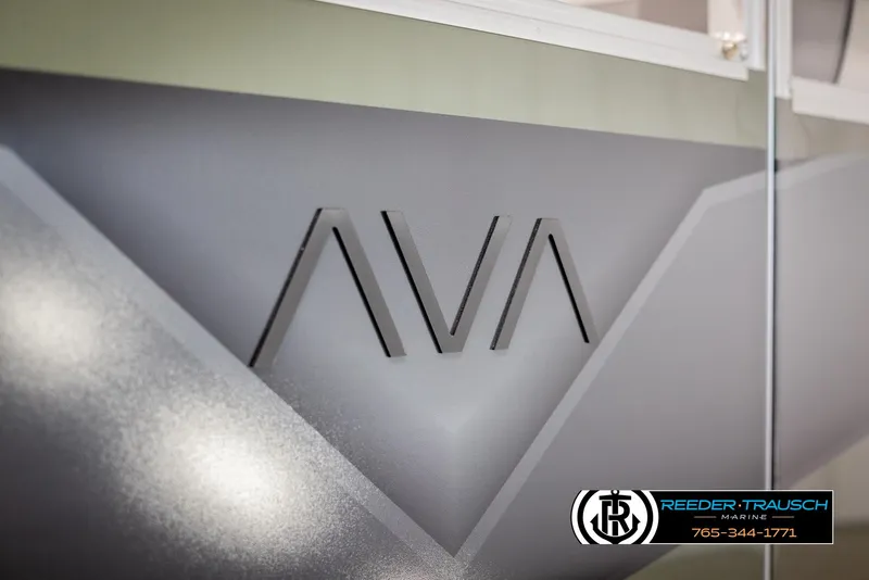 Slide: The Image of 2025 Avalon VEN QL logo on sleek metallic surface. - 40