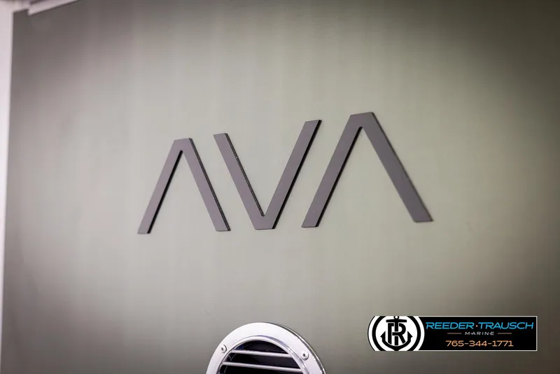 Slide: The Image of 2025 Avalon VEN QL logo on a sleek surface with Reeder-Trausch Marine branding. - 43