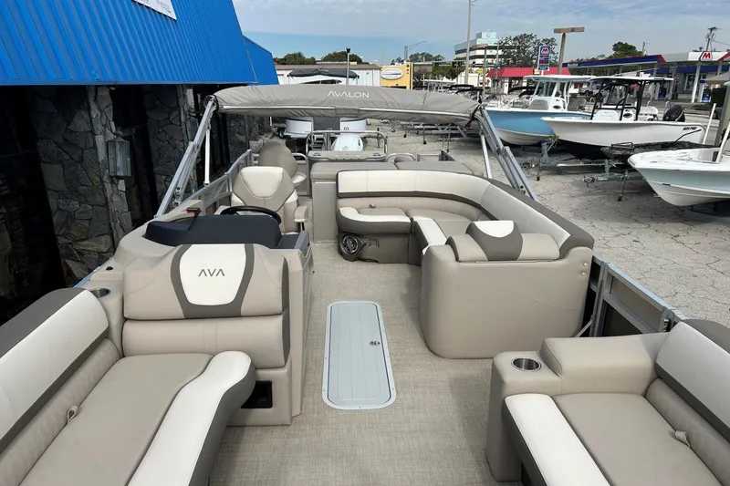 Avalon 2585 CATALINA REAR FISH 2024 for Sale | MarineSource