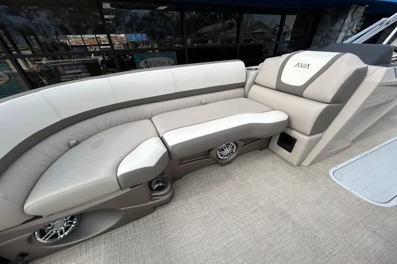 Avalon 2585 CATALINA REAR FISH 2024 for Sale | MarineSource