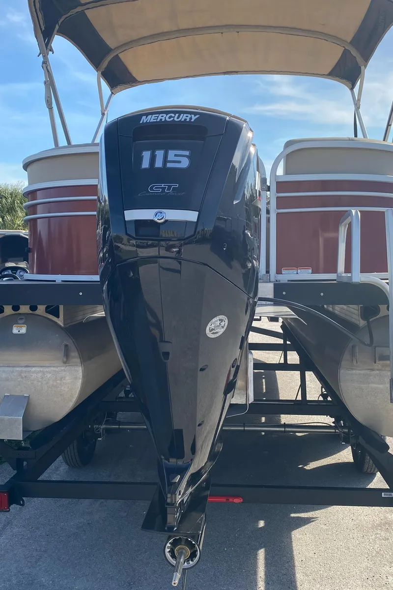 Slide: The Image of 2020 Sun Tracker Party Barge 24 DLX with Mercury 115 outboard motor. - 8