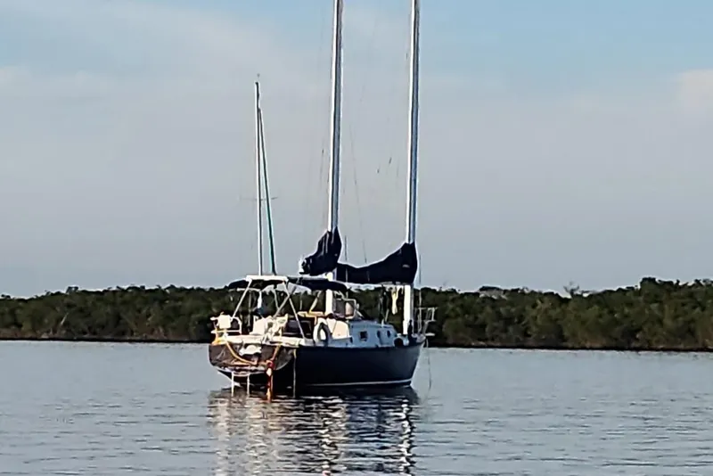 Slide: The Image of Custom Ketch Wings 33 1982 - 1