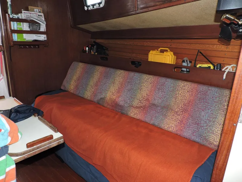 Slide: The Image of Custom Ketch Wings 33 1982 - 4