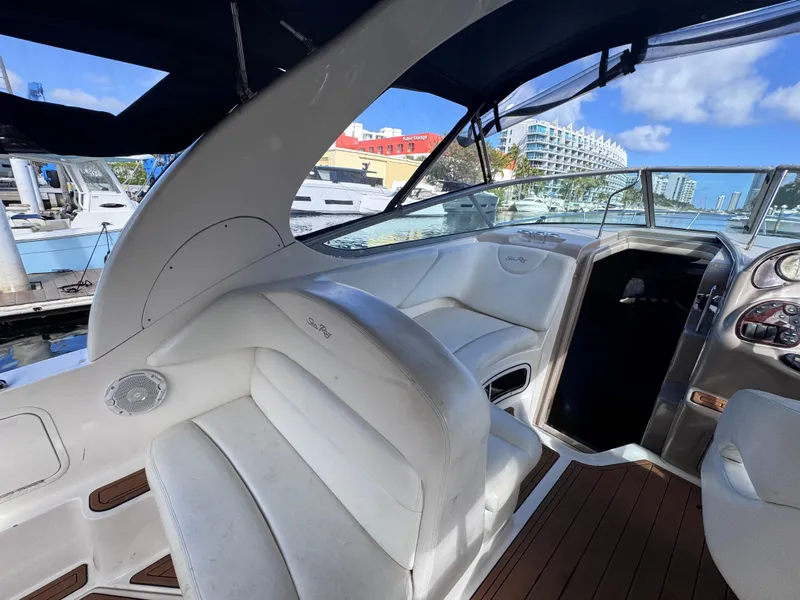 Slide: The Image of Sea Ray 280 Sundancer 2005 - 53