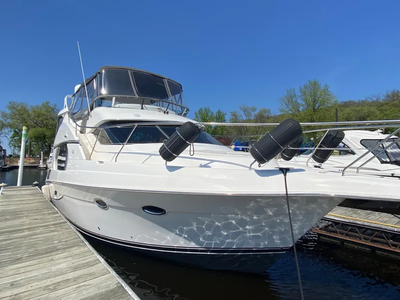 Slide: The Image of Silverton 43 Motor Yacht 2002 - 3