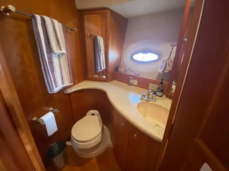 Slide: The Image of Silverton 43 Motor Yacht 2002 - 50