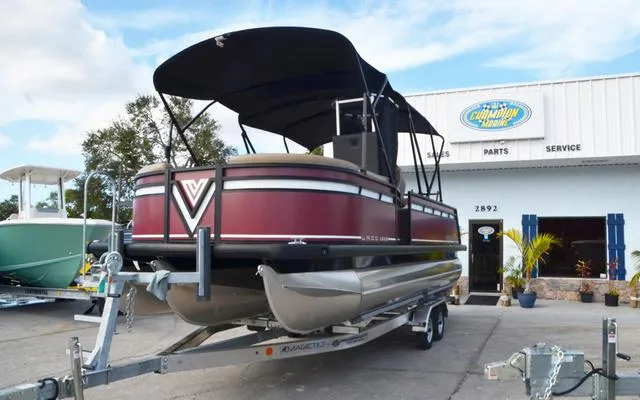 Slide: The Image of Viaggio Lago X22S 2024 - 1