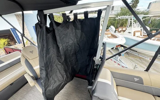 Slide: The Image of Viaggio Lago X22S 2024 - 13