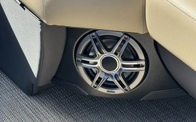 Slide: The Image of Speaker system in 2025 Viaggio Lago X 22 U boat interior. - 32