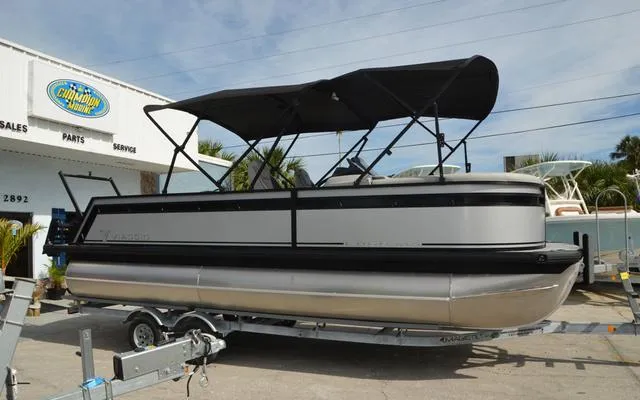 Slide: The Image of Viaggio X 22 S 2025 - 13