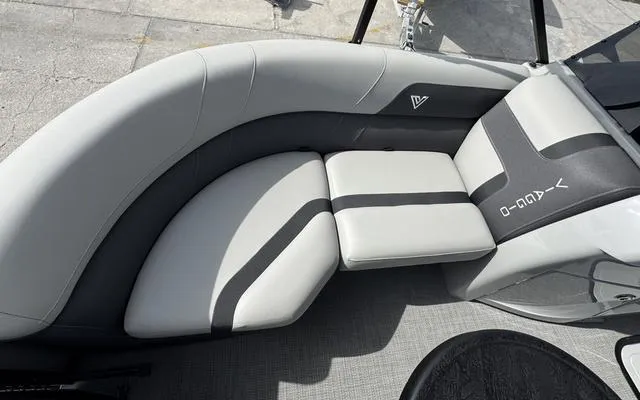 Slide: The Image of Viaggio X 22 S 2025 - 16