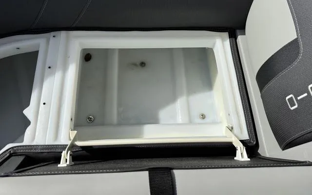 Slide: The Image of Viaggio X 22 S 2025 - 18