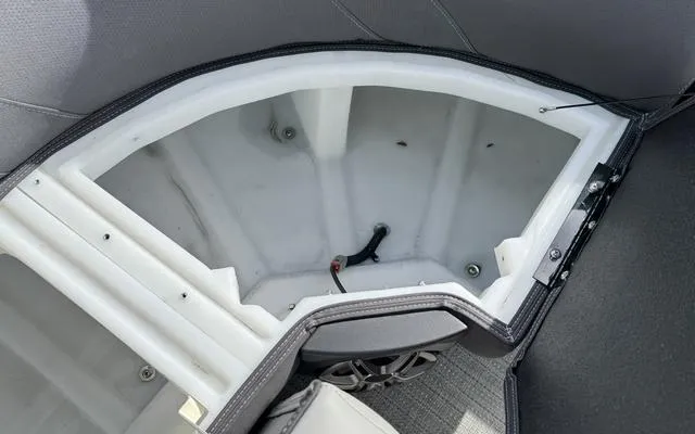 Slide: The Image of Viaggio X 22 S 2025 - 20