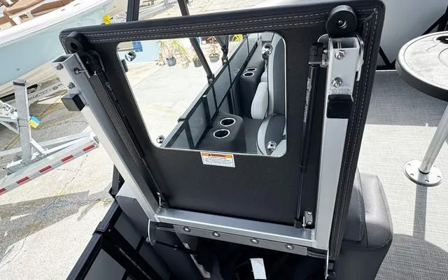 Slide: The Image of Viaggio X 22 S 2025 - 22