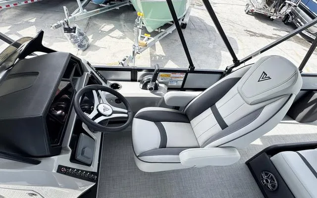 Slide: The Image of Viaggio X 22 S 2025 - 23