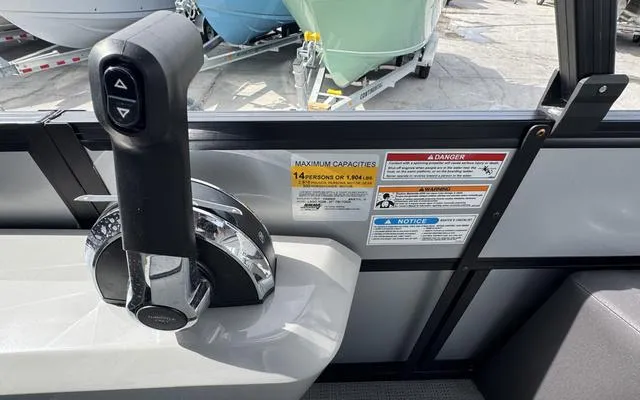 Slide: The Image of Viaggio X 22 S 2025 - 25