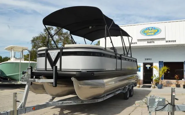 Slide: The Image of Viaggio X 22 S 2025 - 3