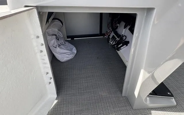 Slide: The Image of Viaggio X 22 S 2025 - 30