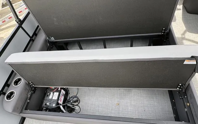 Slide: The Image of Viaggio X 22 S 2025 - 35