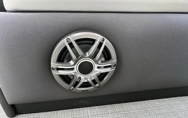 Slide: The Image of Viaggio X 22 S 2025 - 39