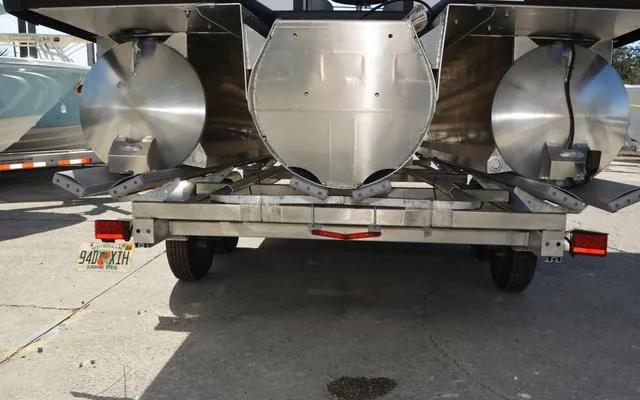 Slide: The Image of Rear view of 2025 Viaggio LAgo X 22 Q pontoon boat on trailer. - 9