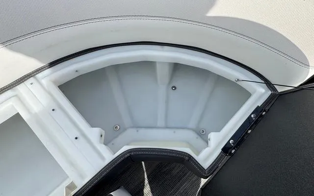 Slide: The Image of Viaggio D 24 Q 2025 - 36