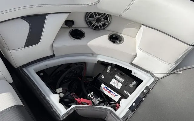 Slide: The Image of Viaggio D 24 Q 2025 - 39