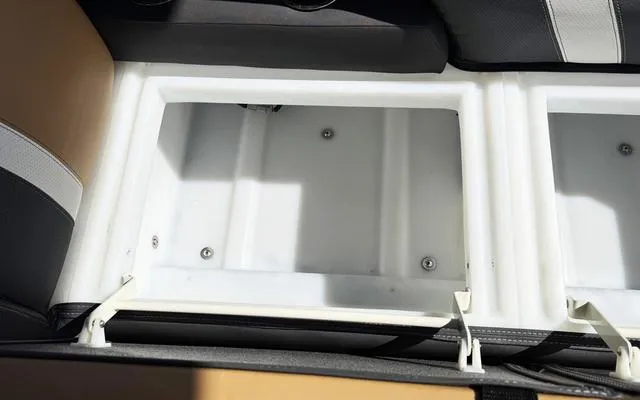 Slide: The Image of Viaggio LAGO Z24Q 2025 - 20