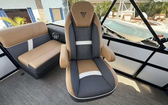 Slide: The Image of Viaggio LAGO Z24Q 2025 - 41