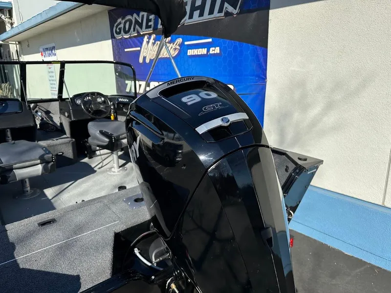 Slide: The Image of 2019 Lowe FM 165 Pro WT boat with Mercury 90 HP engine. - 12