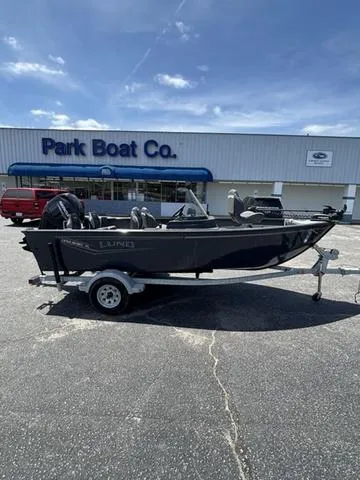 Slide: The Image of Lund 1650 Angler Sport 2024 - 10