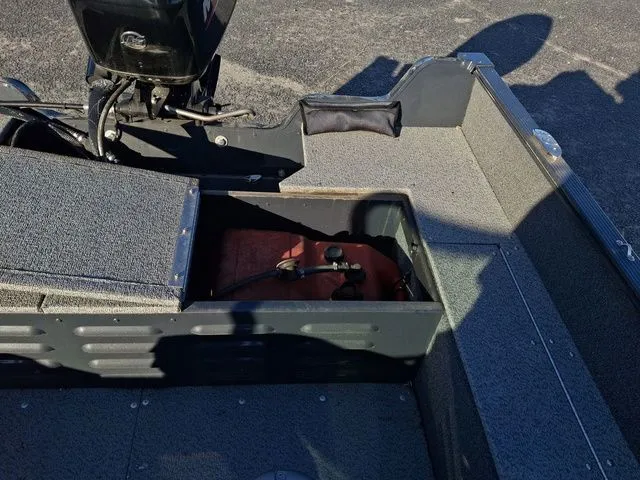 Slide: The Image of Lund 1650 Angler Sport 2024 - 17