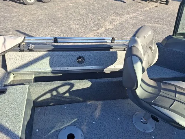 Slide: The Image of Lund 1650 Angler Sport 2024 - 20