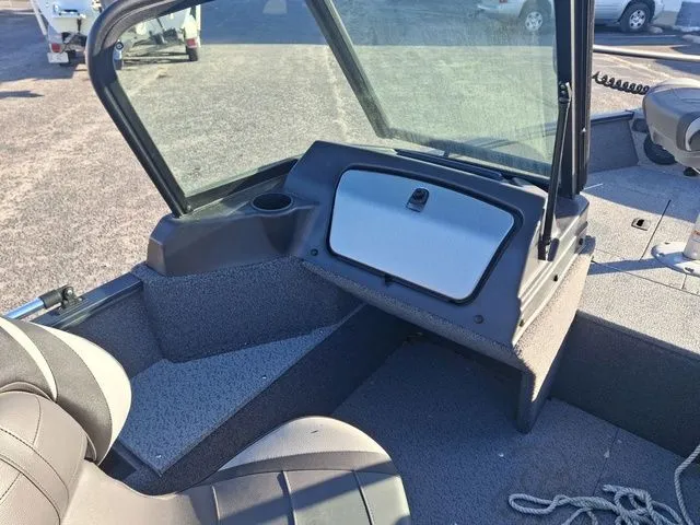 Slide: The Image of Lund 1650 Angler Sport 2024 - 21