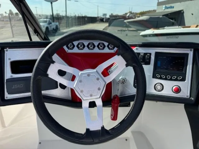 Slide: The Image of MasterCraft NXT22 2017 - 11