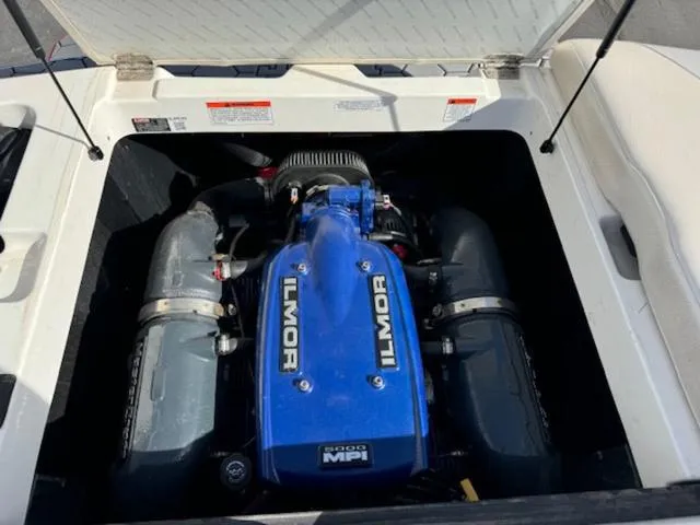 Slide: The Image of MasterCraft NXT22 2017 - 17