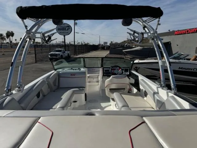 Slide: The Image of MasterCraft NXT22 2017 - 9