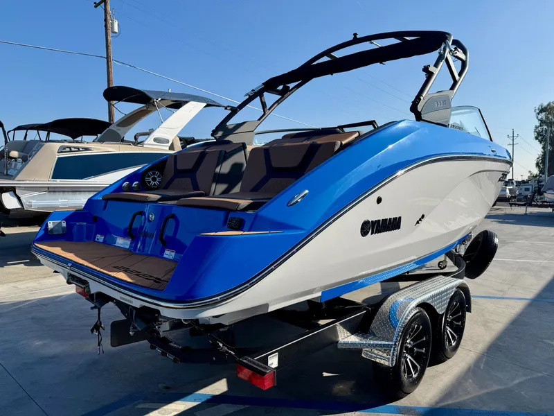 Slide: The Image of Yamaha 222XE 2025 - 9