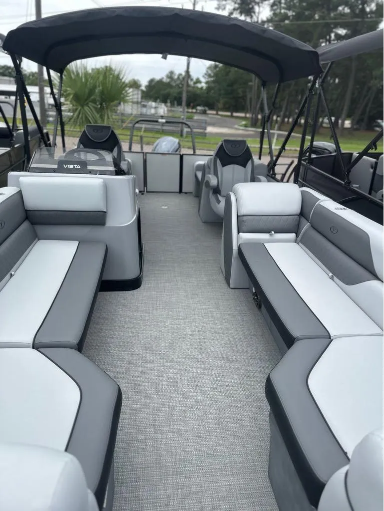 Slide: The Image of Veranda Vista Sport RC VS22RC 2025 - 6