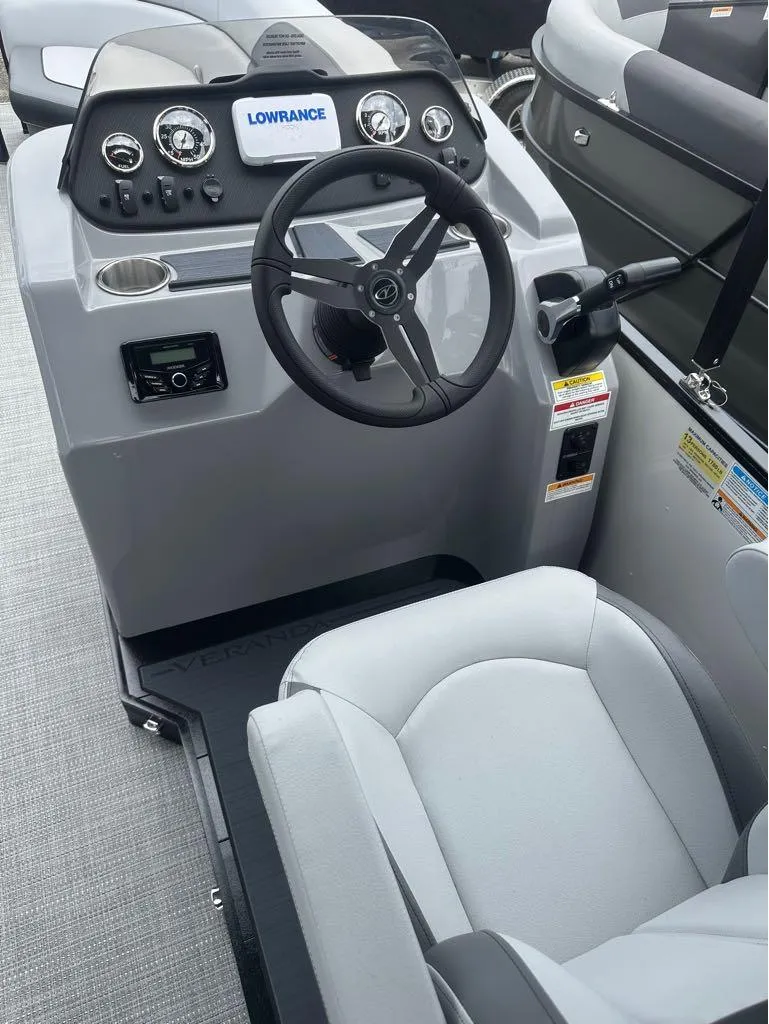 Slide: The Image of Veranda Vista Sport VS 22 RC 2025 - 12