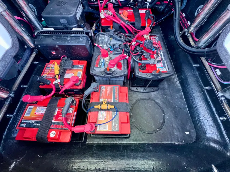 Slide: The Image of Yellowfin 26 Hybrid TWIN 225 Mercury ONLY 36 HOURS - LOADED 2022 - 54