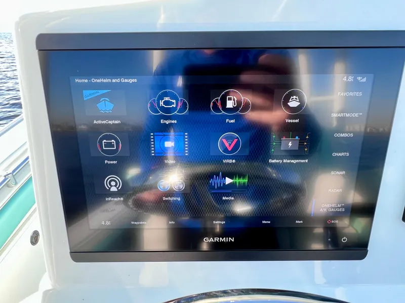 Slide: The Image of Yellowfin 26 Hybrid TWIN 225 Mercury ONLY 36 HOURS - LOADED 2022 - 62