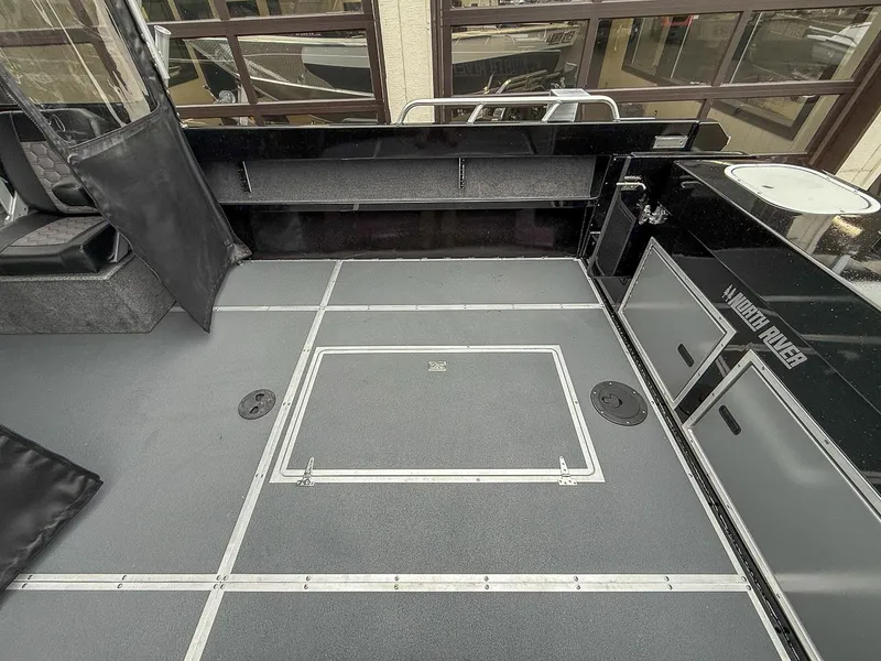 Slide: The Image of North River 24 SEAHAWK RTF 2026 - 18