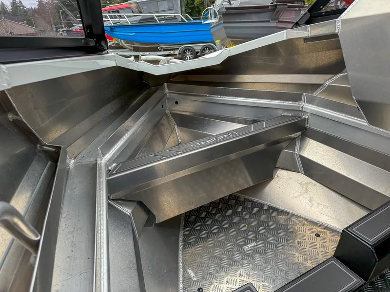 Slide: The Image of Stabi-Craft 1550 Fisher 2026 - 10