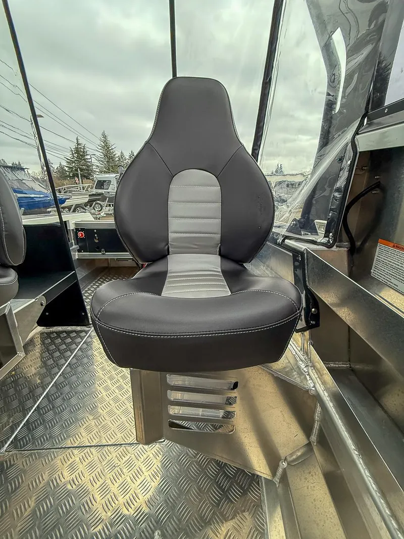 Slide: The Image of Stabi-Craft 1550 Fisher 2026 - 12